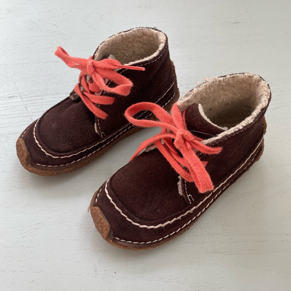 Morgan & Milo Toddler Brown Suede Chukka Boots Size 8